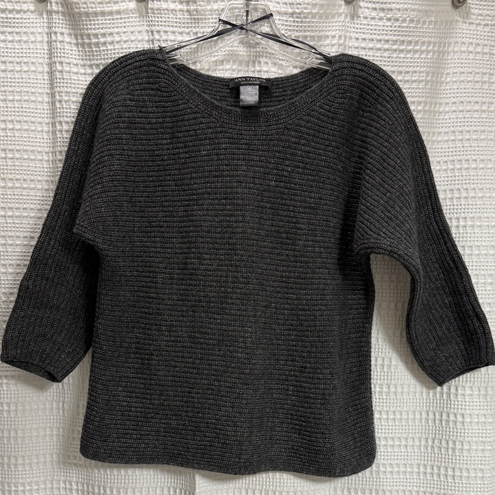 Ann Taylor Charcoal Ribbed‎ Bateau Neck Sweater SZ XS cashmere blend boxy lagen